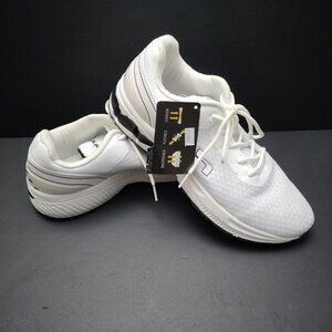 NWT Hind Ladies Size 9 White w/ Black Accents Breathable Flexible Sneakers
